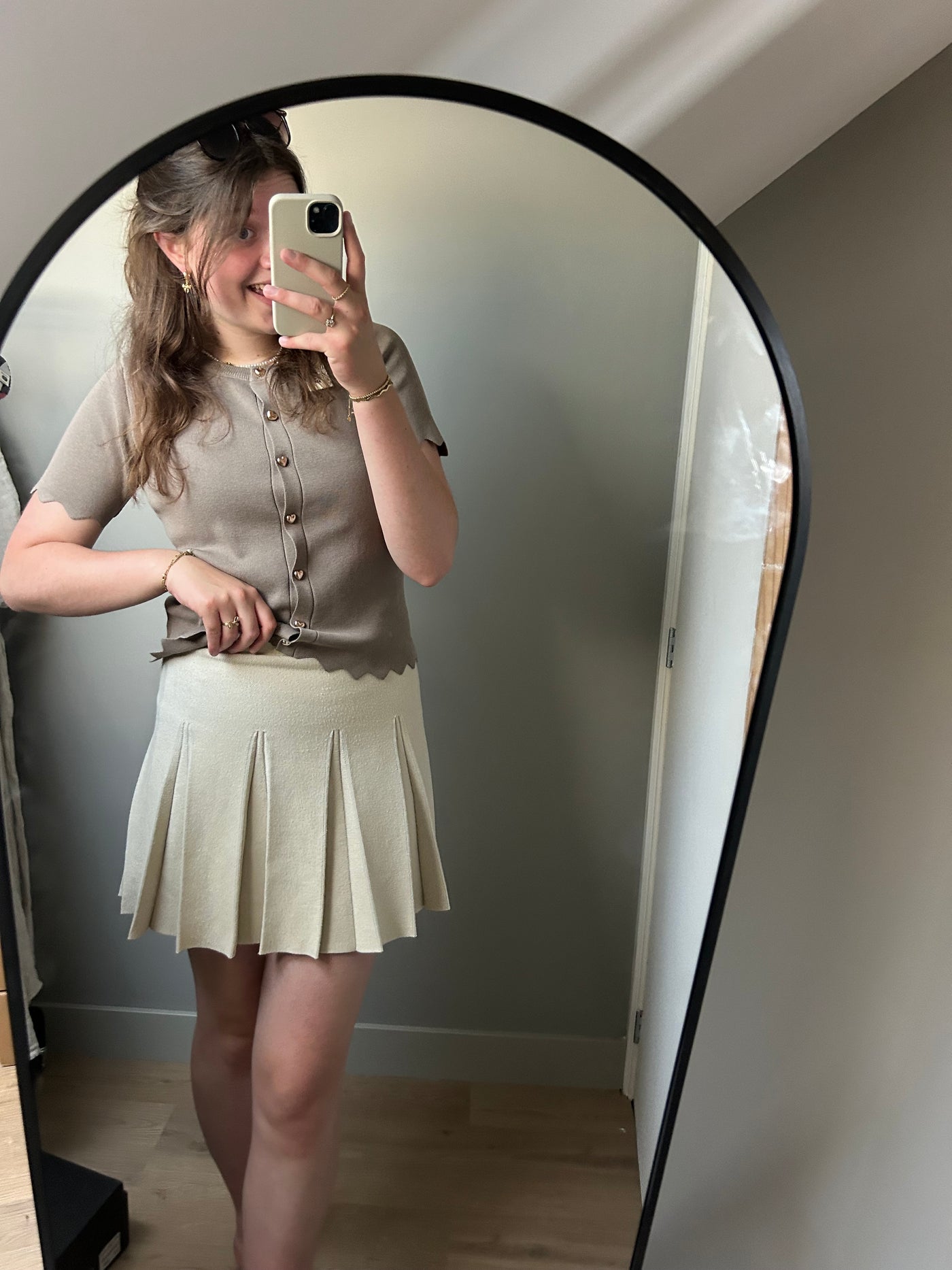 By Sanique | Vestje taupe