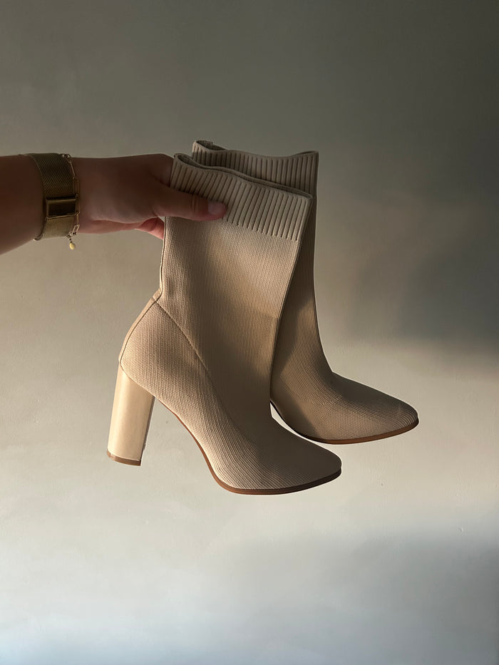 By Sanique | Sock laarsjes met hak